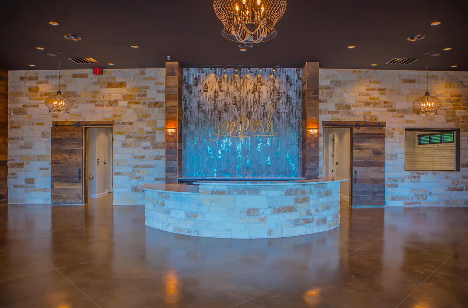 618-E-Pearl-St-Granbury-TX-large-012-3-Jae-Posh-1500x988-72dpi