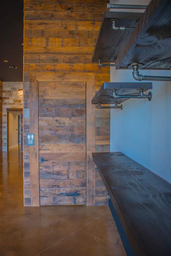 618-E-Pearl-St-Granbury-TX-large-029-12-Jae-Posh-668x1000-72dpi